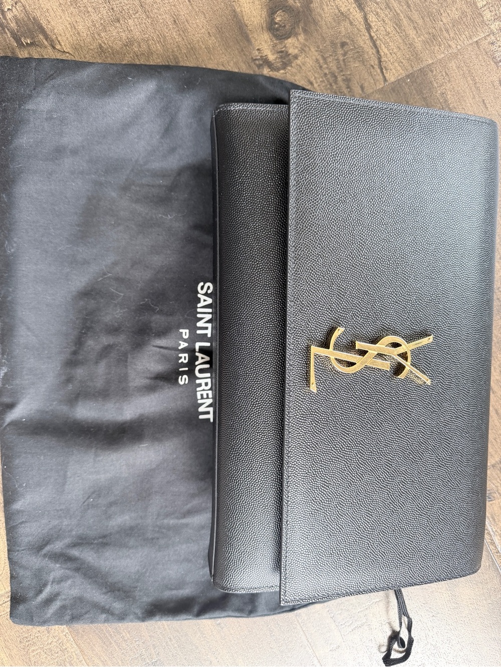 Saint Laurent Black Leather Large Kate handbag with Gold Hardware